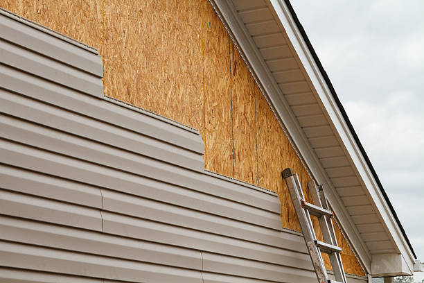 24/7 Emergency Siding Repair experts in Camden, SC